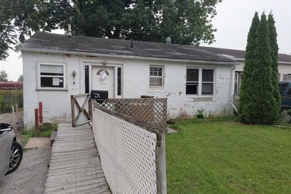406 Albany Ct Wallingford, PA 19086, Delaware County