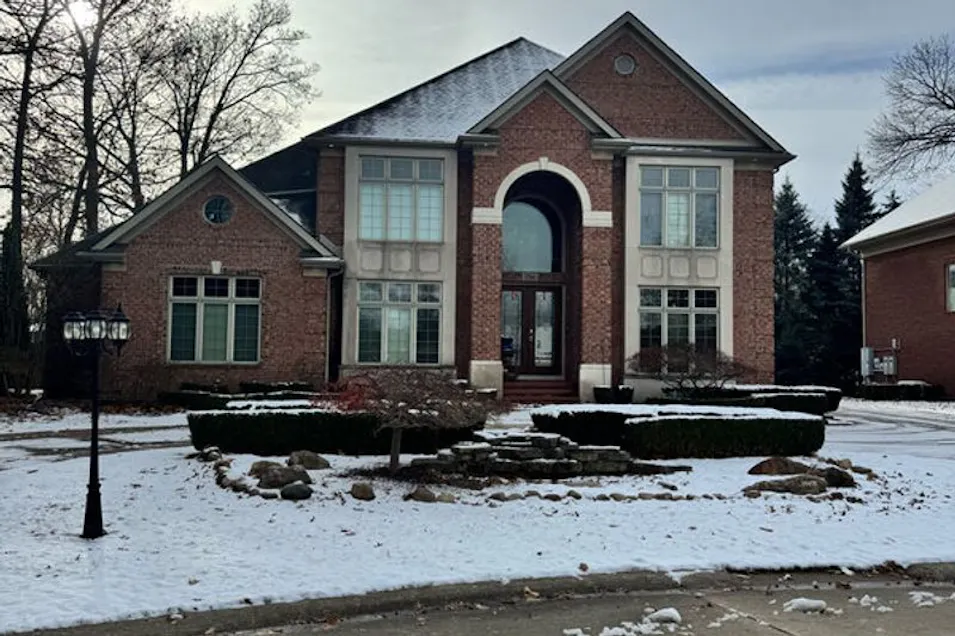 37340 Bellagio Ct Clinton Township, MI 48036, Macomb County