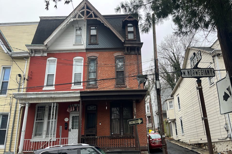 729w Norwegian St Pottsville, PA 17901, Schuylkill County