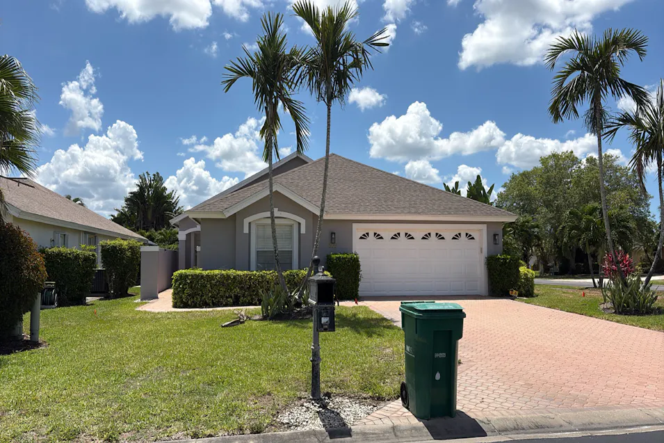 840 Mount Hood Court Naples, FL 34104, Collier County