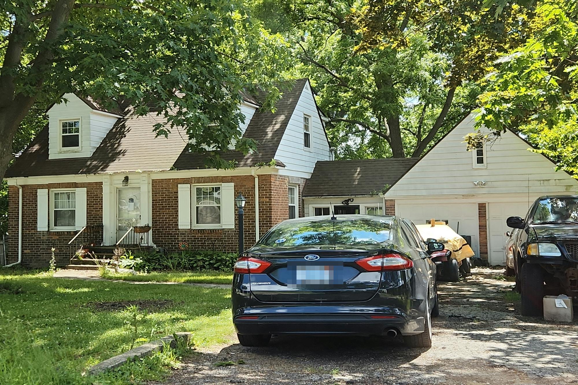 Old Orchard Dr, Waterford, MI 48328