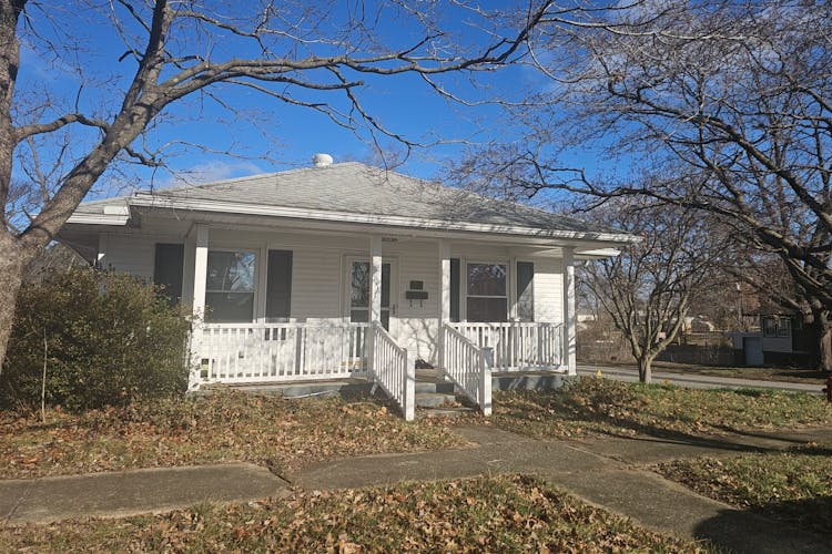 311 Vine Street Oakland City, IN 47660, Gibson County