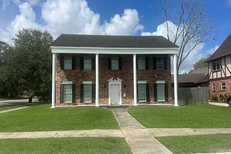 4043s Pin Oak Ave New Orleans, LA 70131, Orleans County