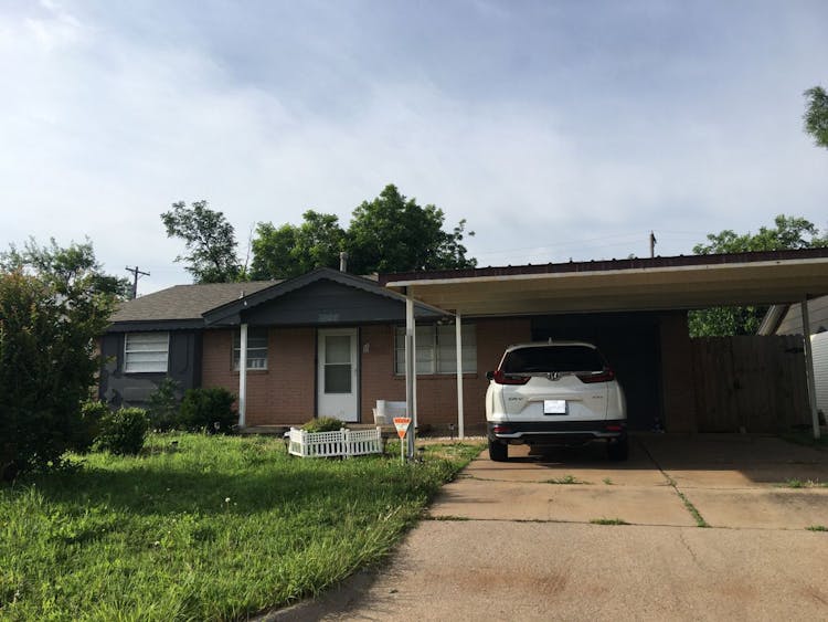 2724 SW 83rd St Oklahoma City, OK 73159, Oklahoma County