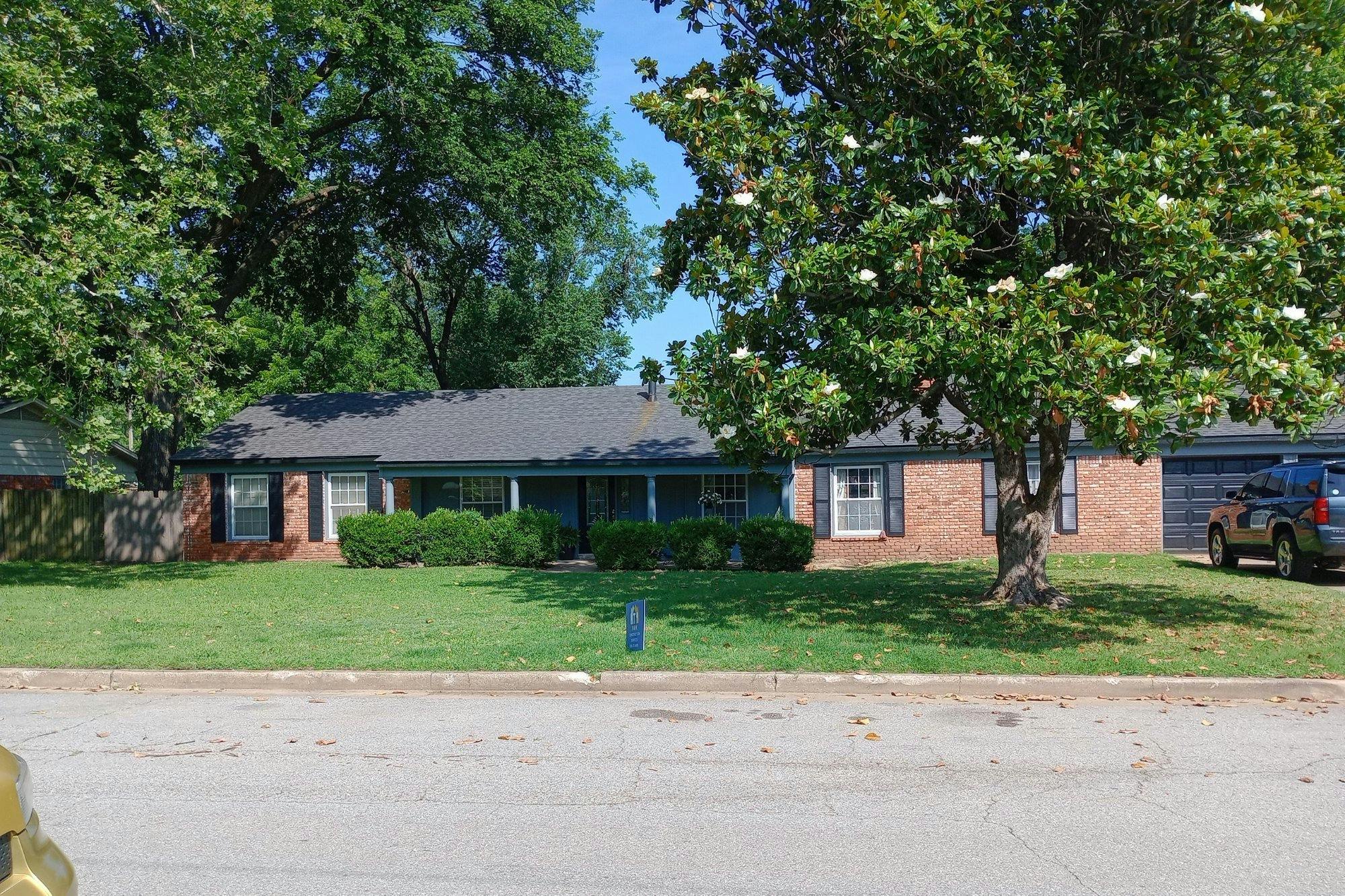 Oswego Ave, Tulsa, OK 74135