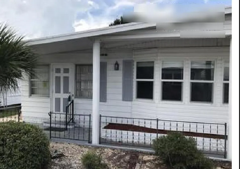 35055 Dale Ave Zephyrhills, FL 33541, Pasco County