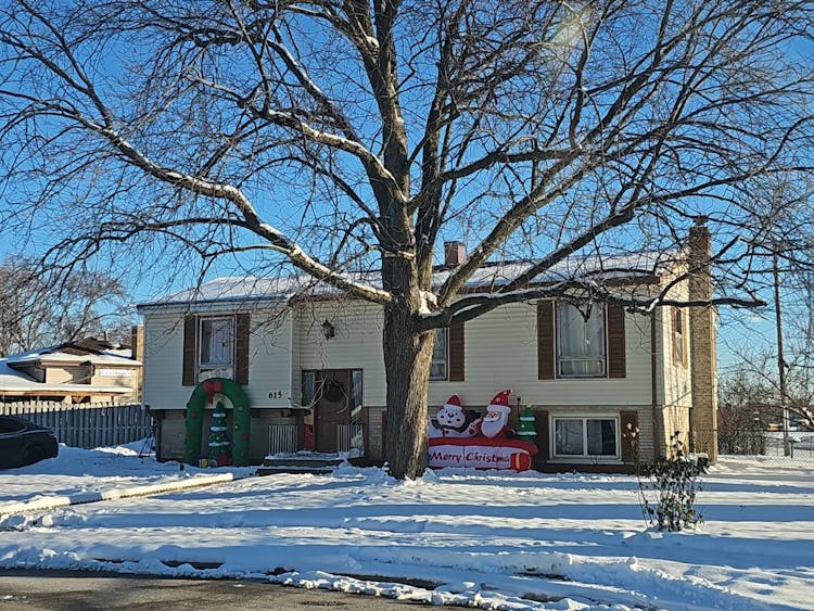 615 S Michigan Ave Addison, IL 60101, Dupage County