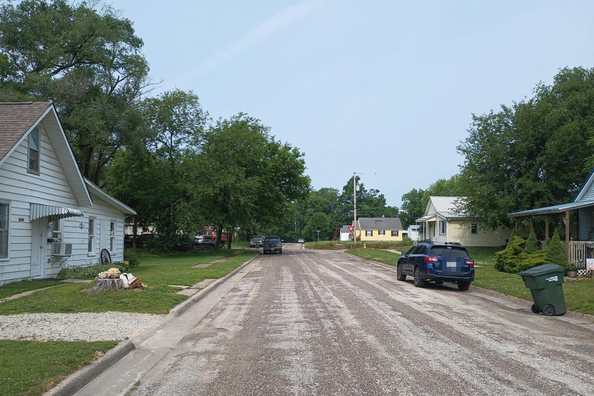 Avenue P , Fort Madison, IA 52627