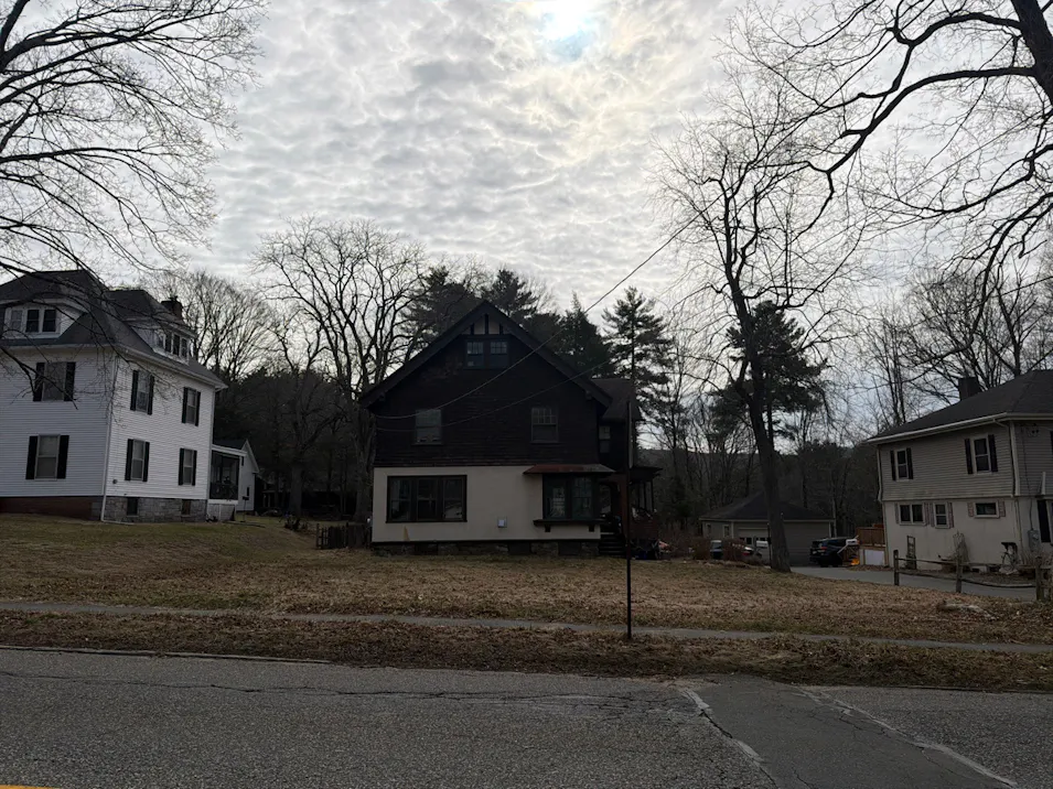 89 Church Street Ware, MA 01082, Hampshire County