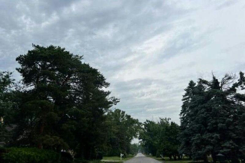 Dearborn Ave, Rochester Hills, MI 48309