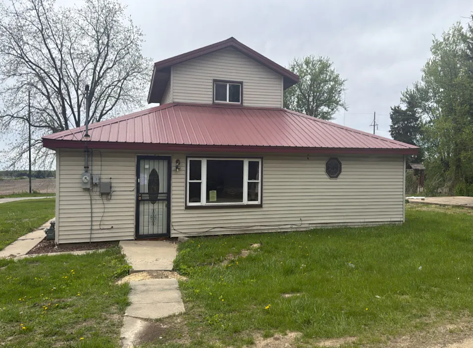 803 Memorial Boulevard Rockford, IL 61101, Winnebago County