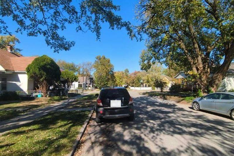 Moffet Ave, Joplin, MO 64804