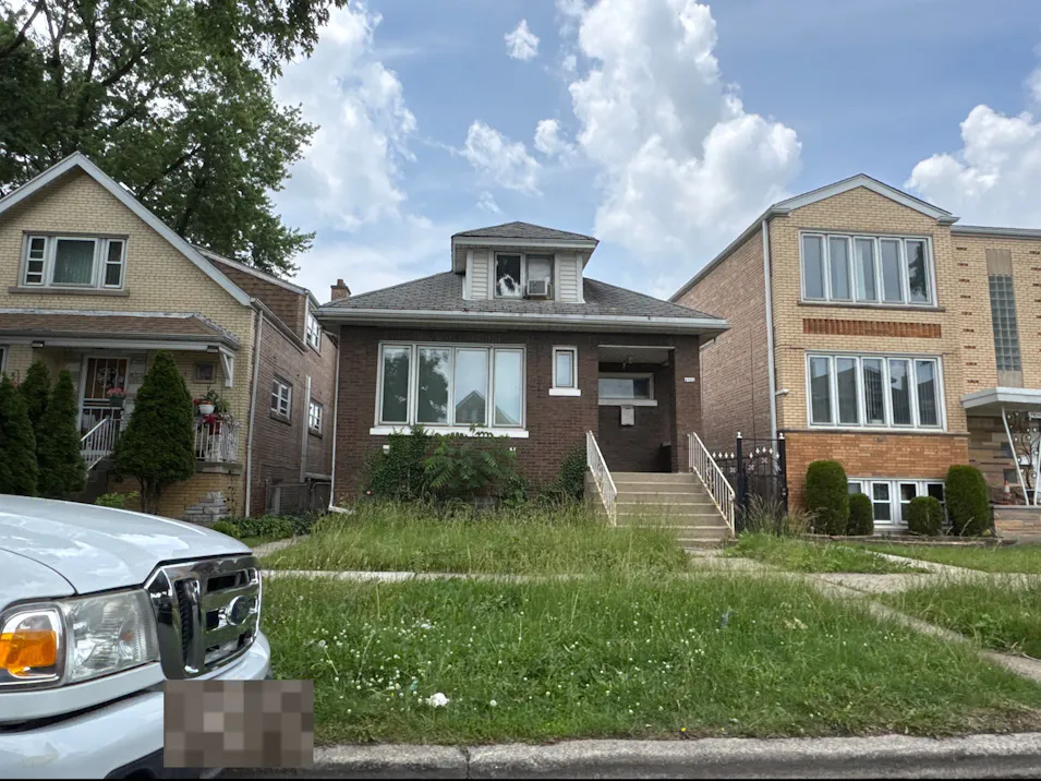 4852 South Tripp Avenue Chicago, IL 60632, Cook County