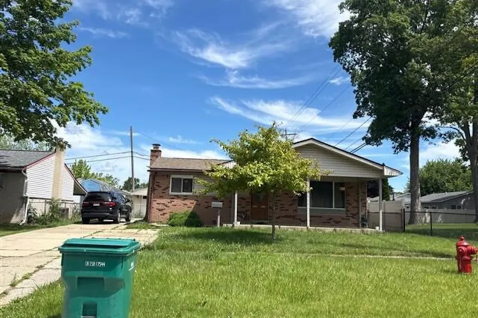 30422 Leroy St Romulus, MI 48174, Wayne County