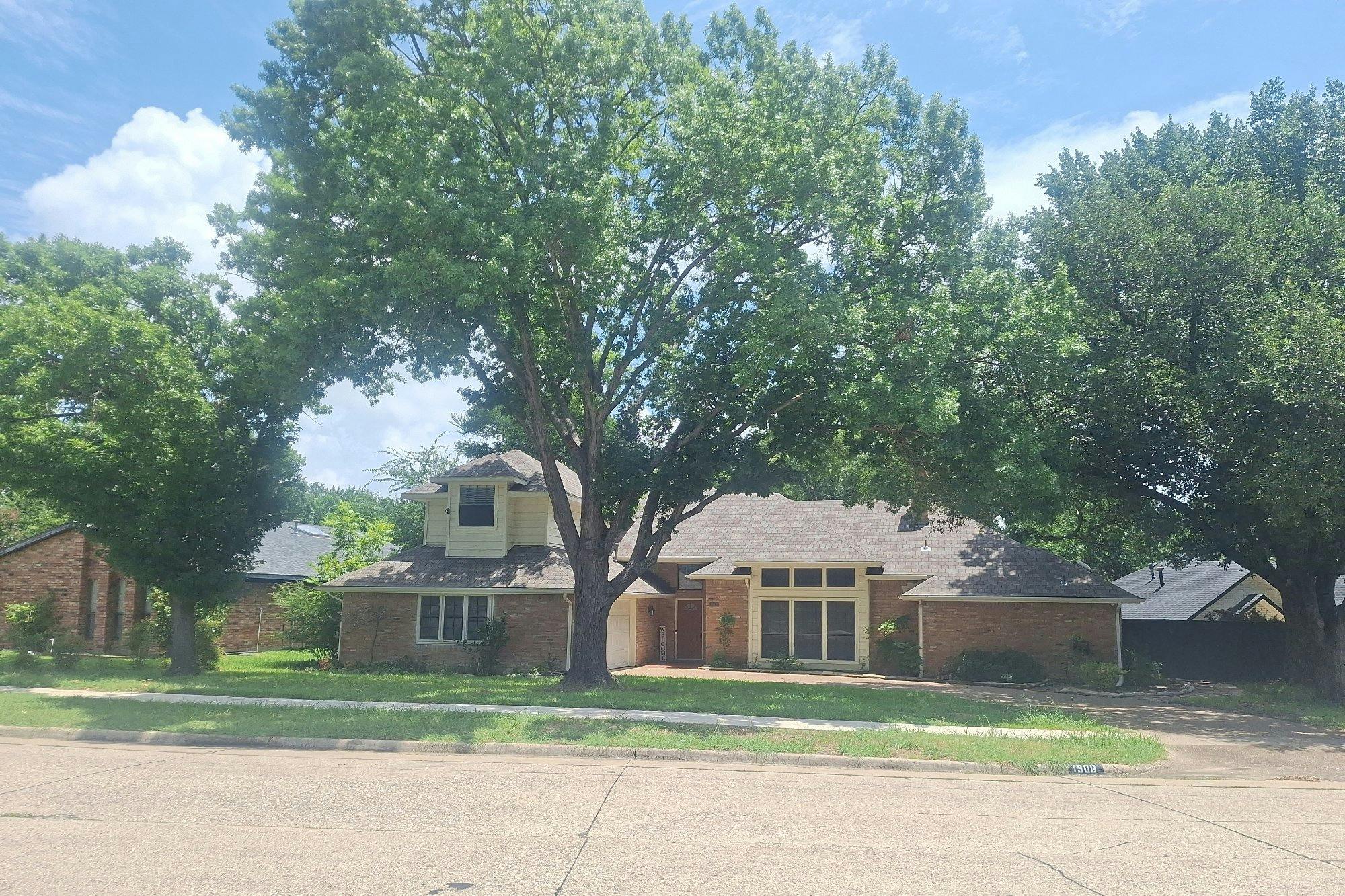 Merrimac Trl, Garland, TX 75043
