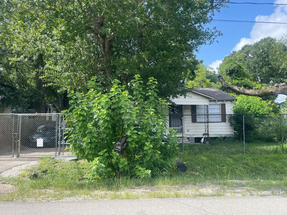 805 Ringold St Houston, TX 77088, Harris County