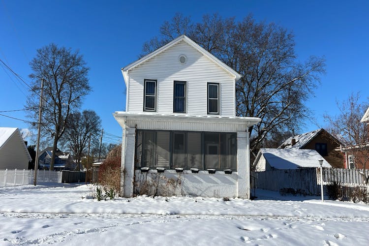 507 S 7th St Pekin, IL 61554, Tazewell County