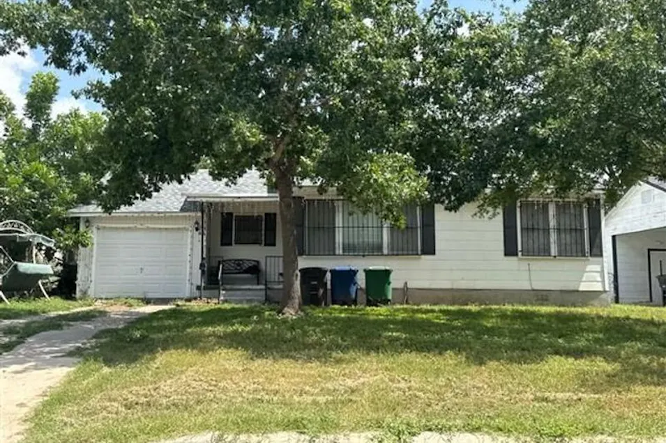 625 Cravens Ave San Antonio, TX 78223, Bexar County