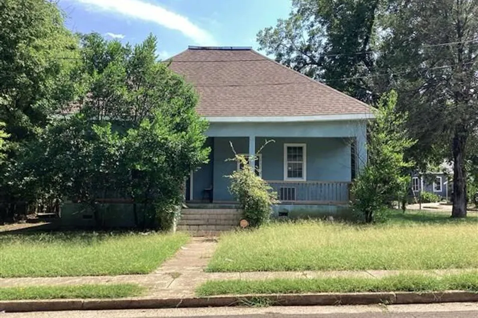 428 W Bow St Tyler, TX 75702, Smith County