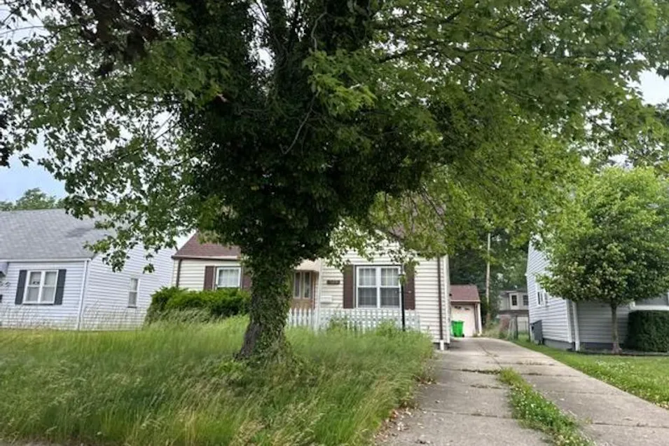 25251 Richards Ave Euclid, OH 44132, Cuyahoga County