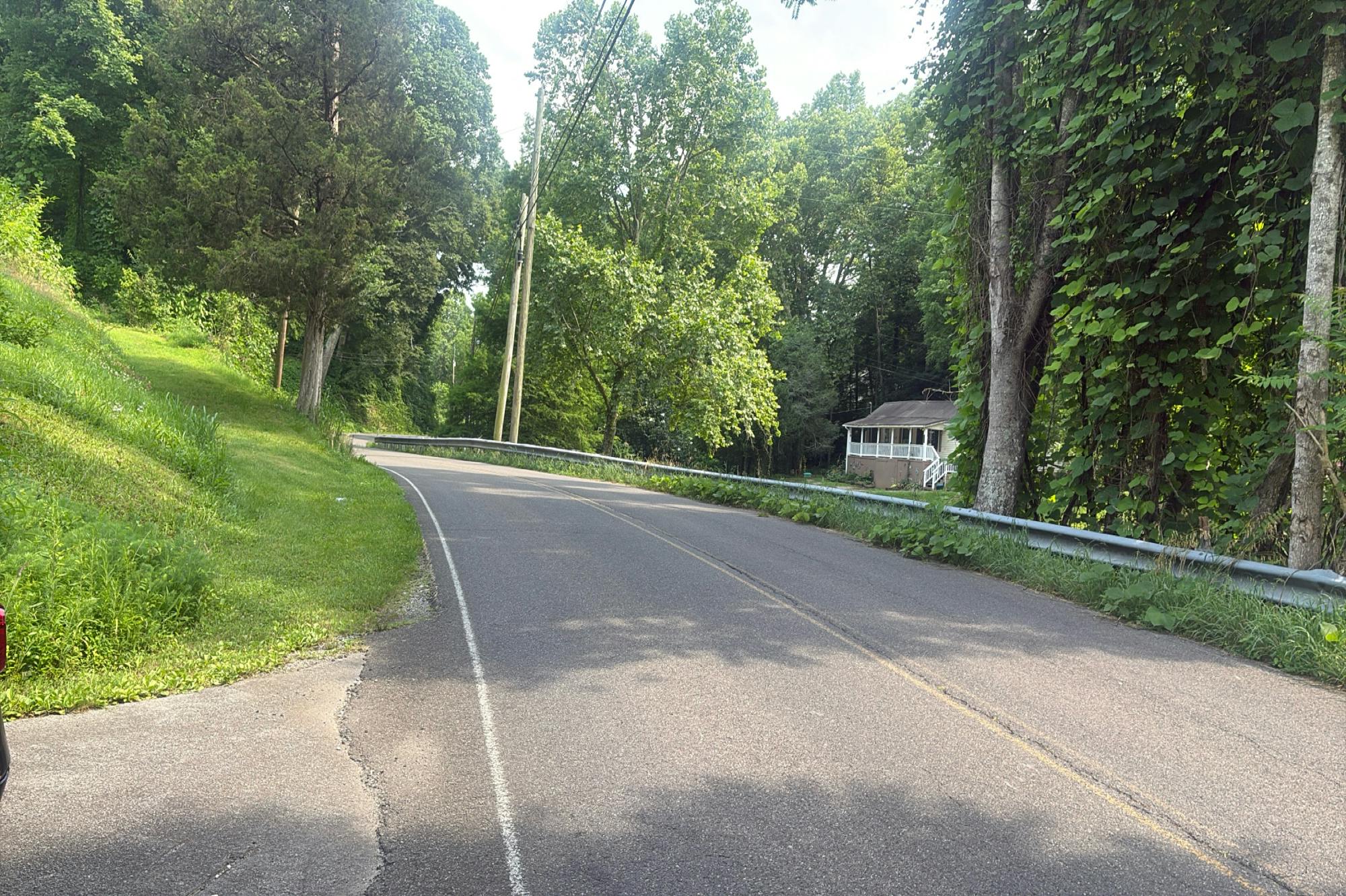 Sevierville Pike, Knoxville, TN 37920