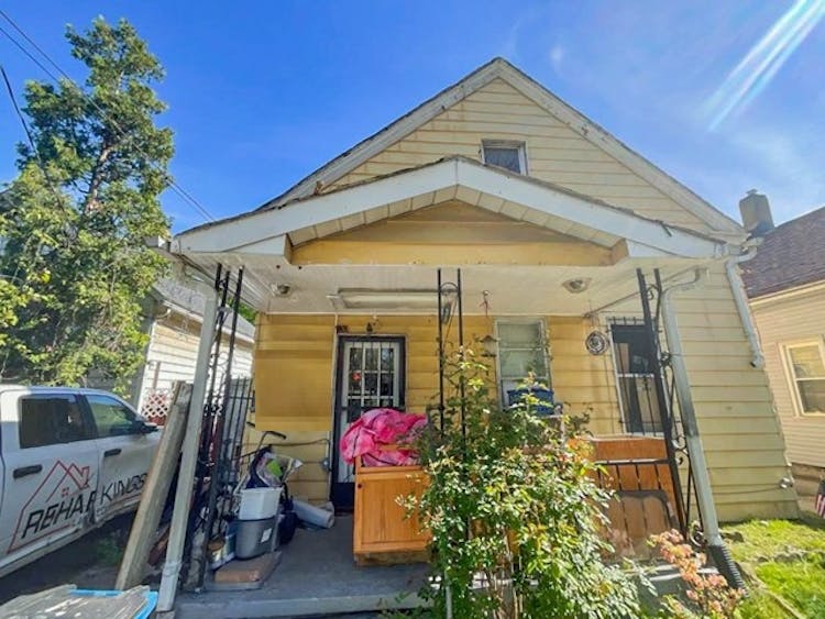 6644 Clement Ave Cleveland, OH 44105, Cuyahoga County