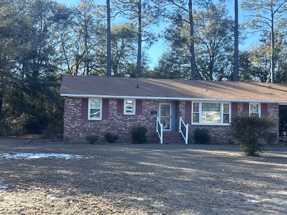 93 Walnut St Blackville, SC 29817, Barnwell County