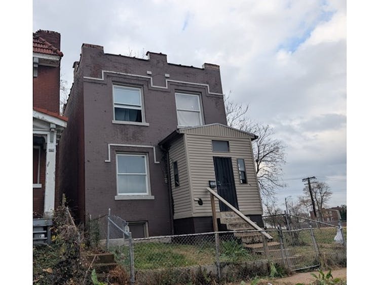 3850 Kennerly Ave Saint Louis, MO 63113, St Louis City County