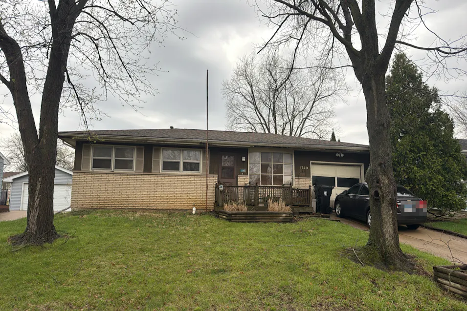 1720 Truman Dr Normal, IL 61761, McLean County