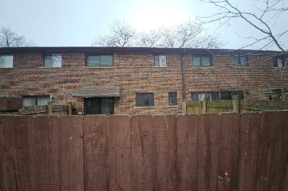 1s156 Radford Lane Villa Park, IL 60181, Dupage County