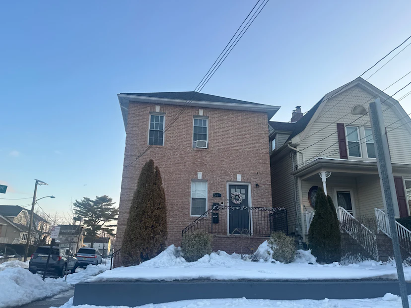 501 2nd Ave