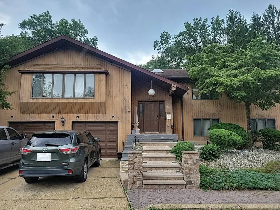 20 Thomas Rd Sayerville, NJ 08859, Middlesex County