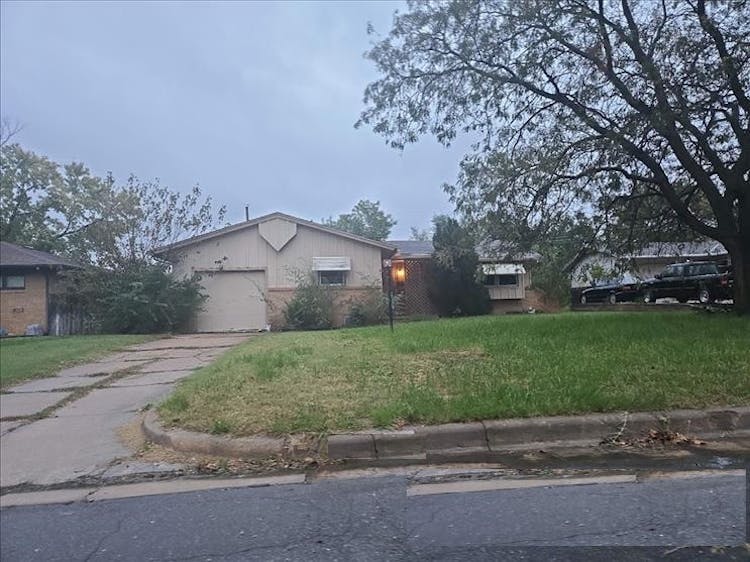 1034 S Wicker St Wichita, KS 67207, Sedgwick County