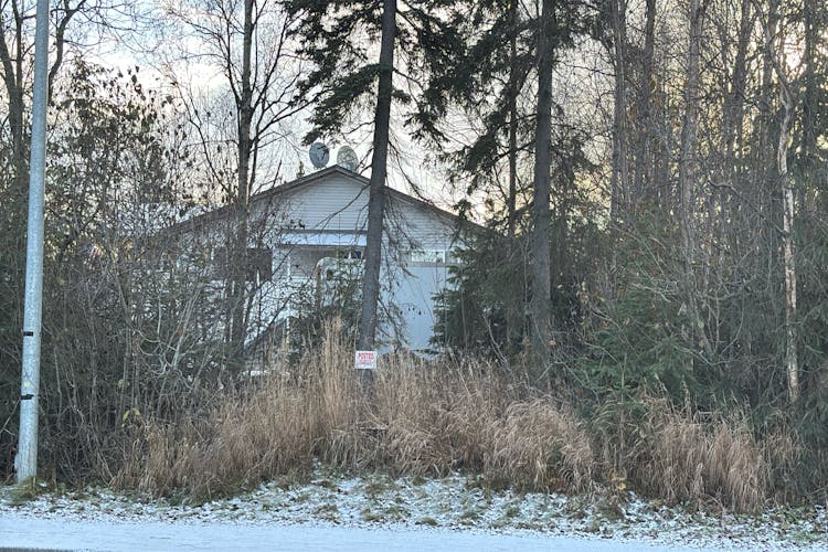 3650 Strawberry Road Anchorage, AK 99502, Anchorage County