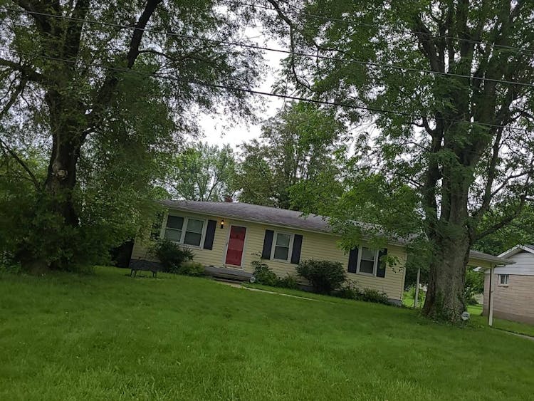 131 Mouser Street Madison, IN 47250, Jefferson County