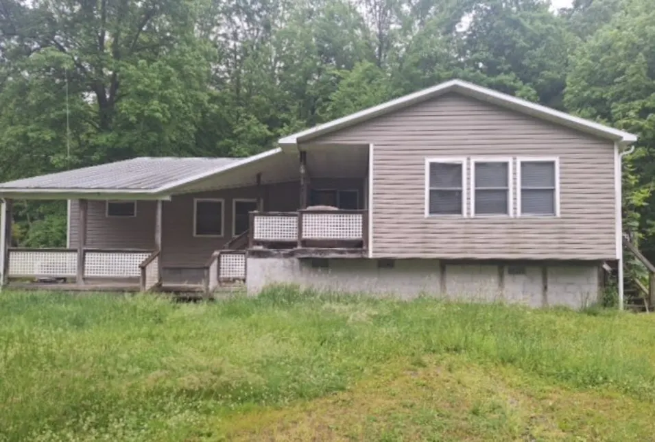 37 Boggs Mill Rd Cleveland, WV 26215, Webster County