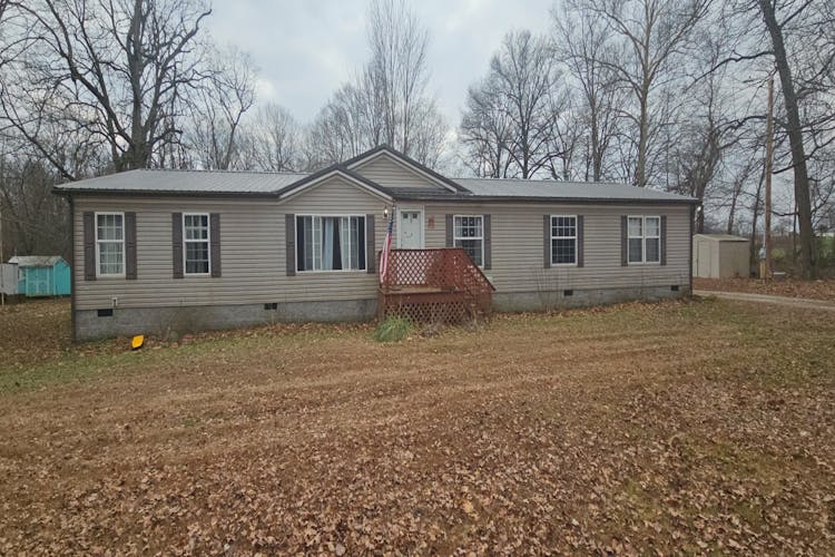 8547 West State Road 65 Hazleton, IN 47640, Gibson County