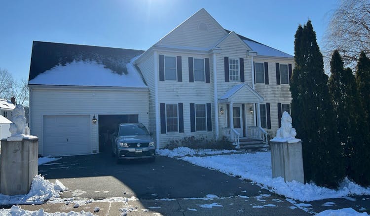 120 Scenic View Dr Middletown, CT 06457, Middlesex County