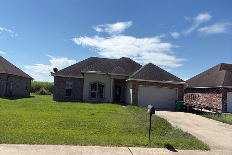 144 Therease St Wallace, LA 70090, St. James County