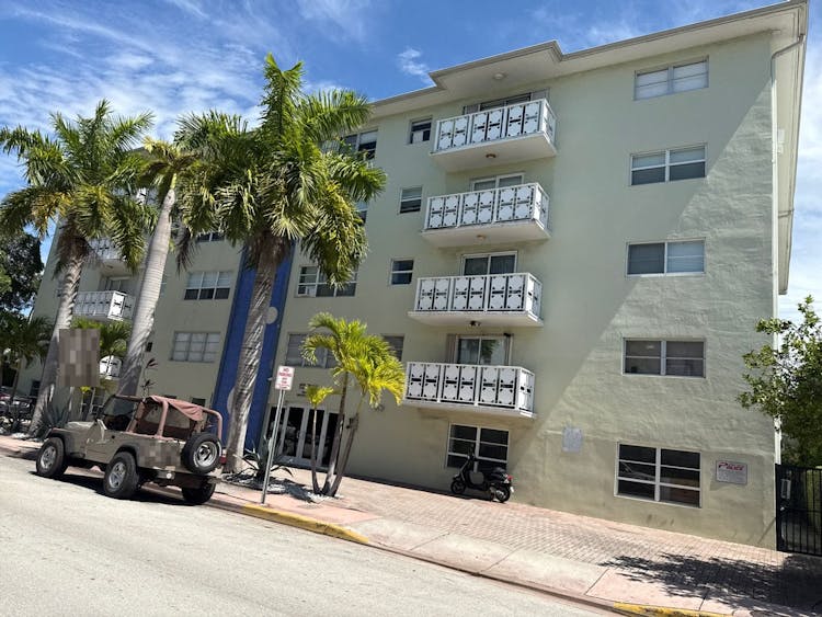 1498 Jefferson Ave 208 Miami Beach, FL 33139, Miami-Dade County