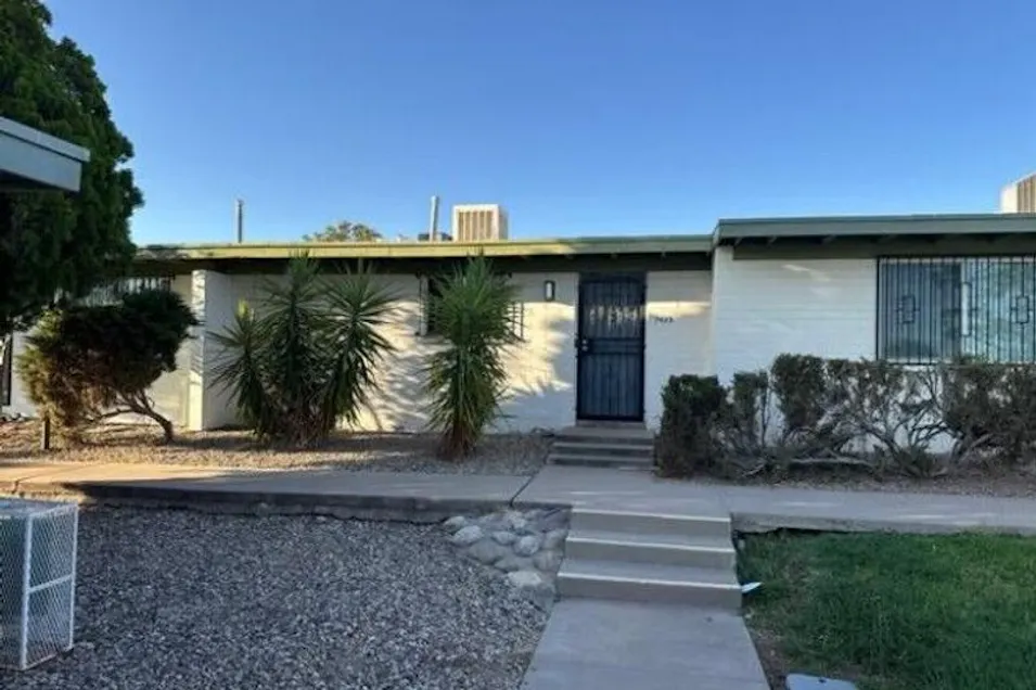 7425 E Desert Springs Dr Tucson, AZ 85730, Pima County