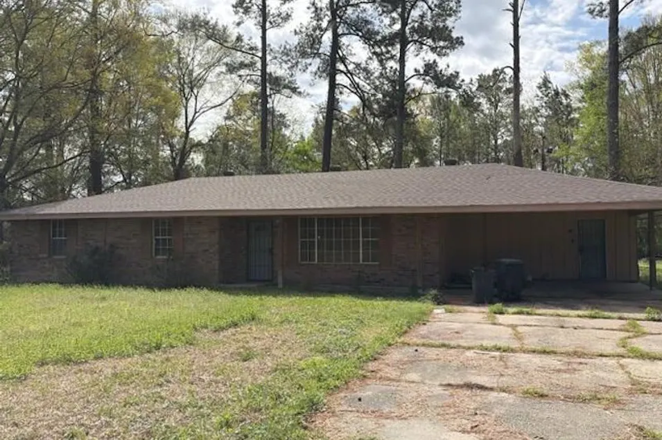 59378 Adams Rd Bogalusa, LA 70427, Washington County