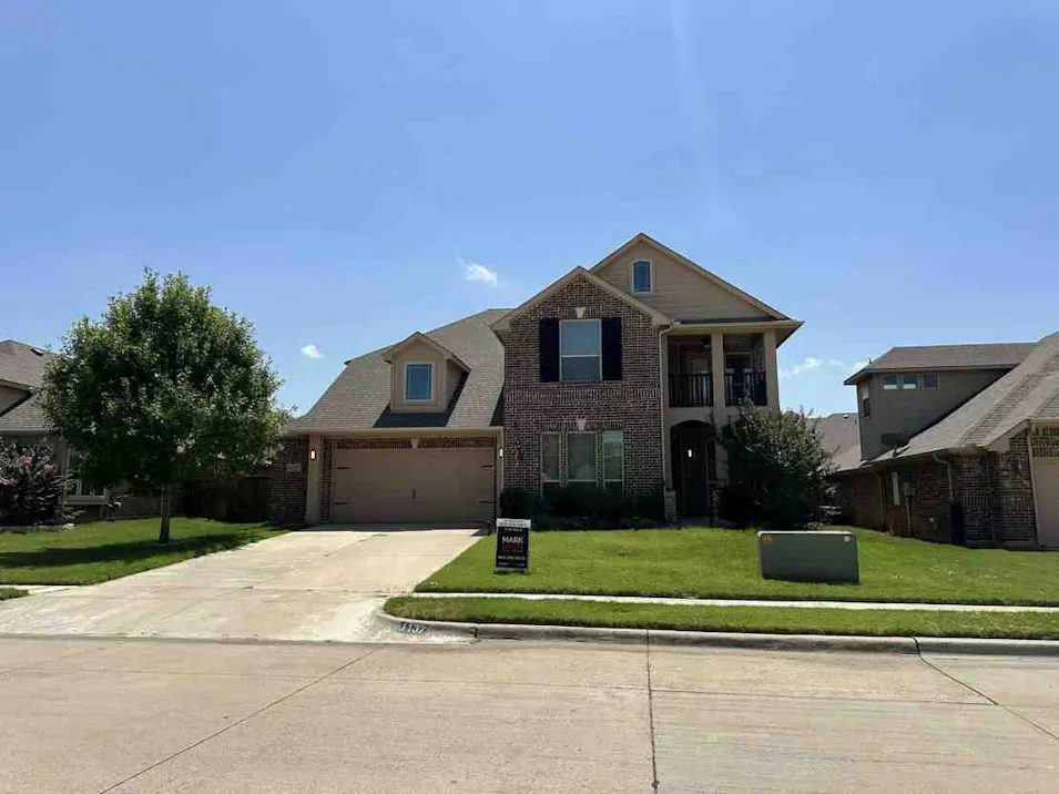 1137 Cardinal Ridge Rd Burleson, TX 76028, Johnson County
