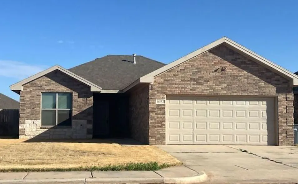 6932 12th St Lubbock, TX 79416, Lubbock County