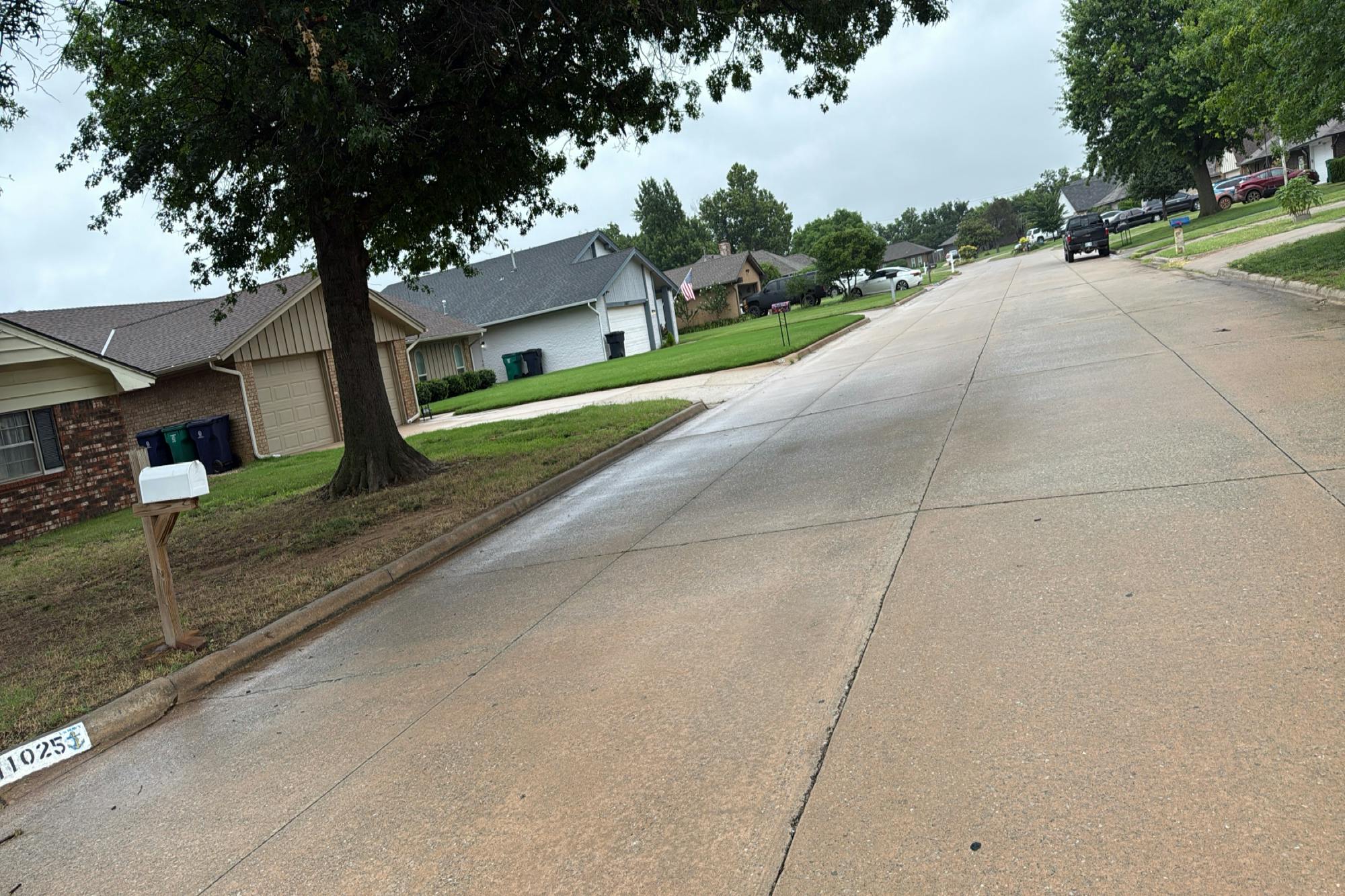 Coachmans Rd, Yukon, OK 73099