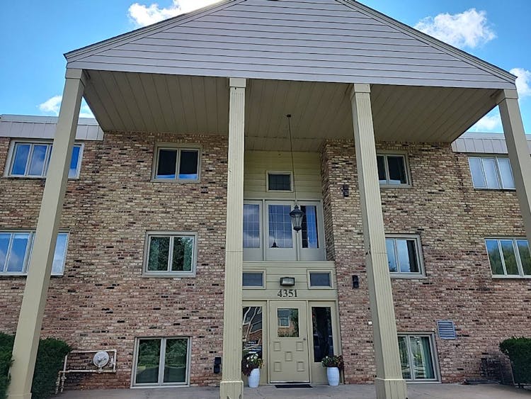 4351 Parklawn Ave Unit 205-E Edina, MN 55435, Hennepin County