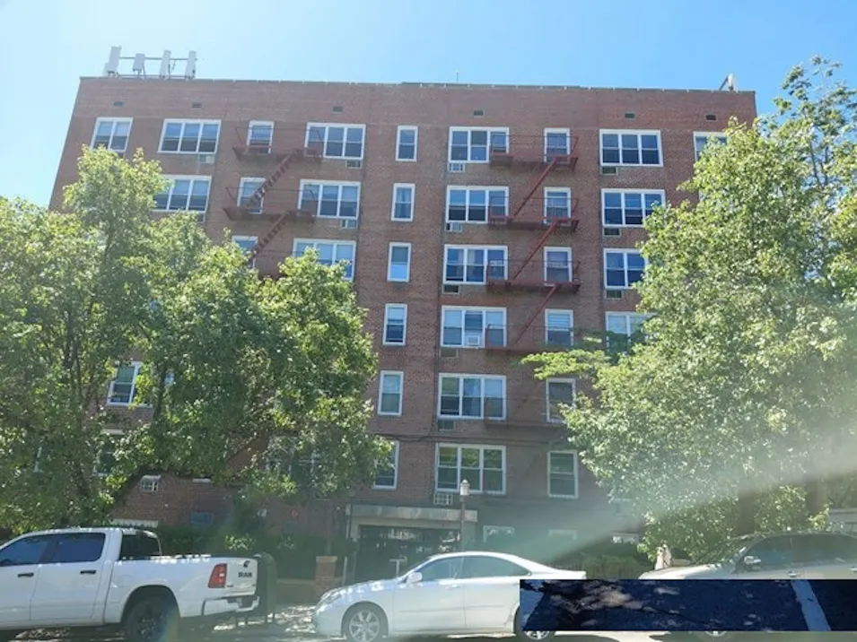 5730 Mosholu Ave 6a Bronx, NY 10471, Bronx County