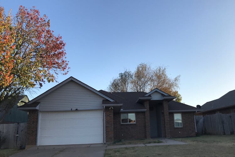 3906 SW Parkridge Blvd Lawton, OK 73505, Comanche County