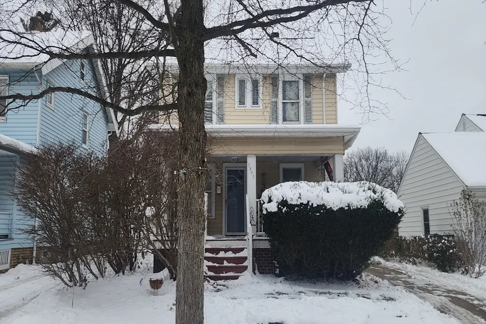 3845 Glenwood Rd Cleveland Heights, OH 44121, Cuyahoga County