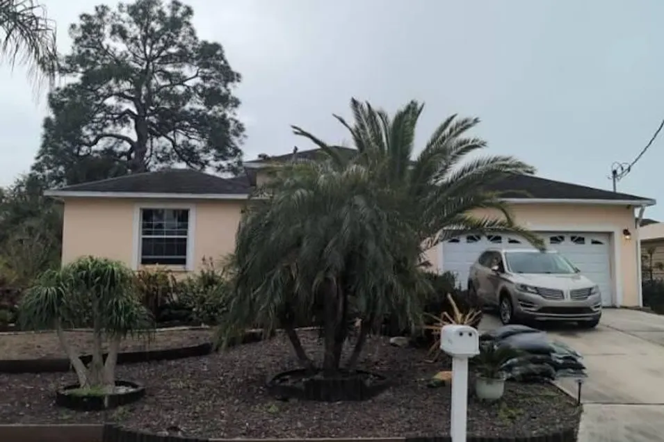 7332 Winchester Dr Tampa, FL 33615, Hillsborough County